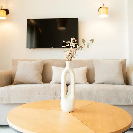 Petradi Apartman Kalamáta